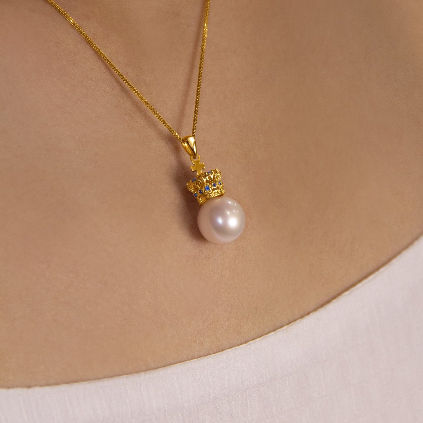 Nour Pendant - 12mm AAAA Edison Pearl